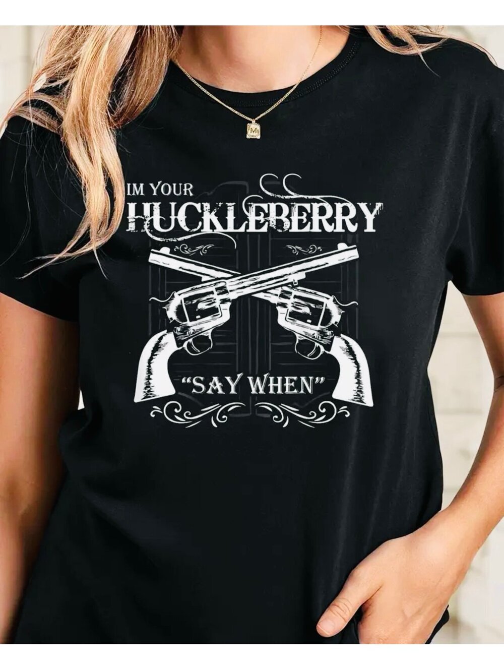 New - Stylish & Fun ! Short Sleeve Graphic Print T-Shirt - Black /White - Size L